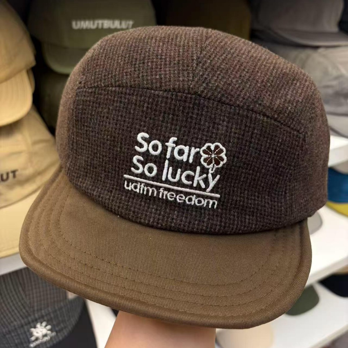 Corduroy Cap 5 Panel - หมวกเบสบอลฤดูใบไม้ร่วง-ฤดูหนาว ปักตัวอักษร ผ้าทวีด ขอบหมวกผ้าคอร์ดูรอย สำหรับผู้ชายและผู้หญิง หมวก