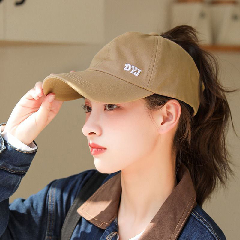 Baseball Cap Structured - หมวกเบสบอลสีพื้นสำหรับฤดูร้อน หมวกกอล์ฟสำหรับผู้หญิง หมวกกีฬาและพักผ่อนแบบมีช่องสำหรับผูกผมหางม้า หมวกตาข่ายแห้งเร็วแบบครึ่งตาข่าย หมวกแก๊ปสำหรับผู้ชาย